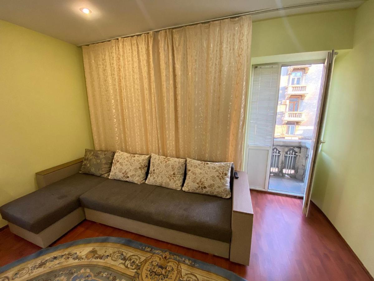 White New Apartments Ultracentral 2-Rooms In The Heart Κισινάου Εξωτερικό φωτογραφία