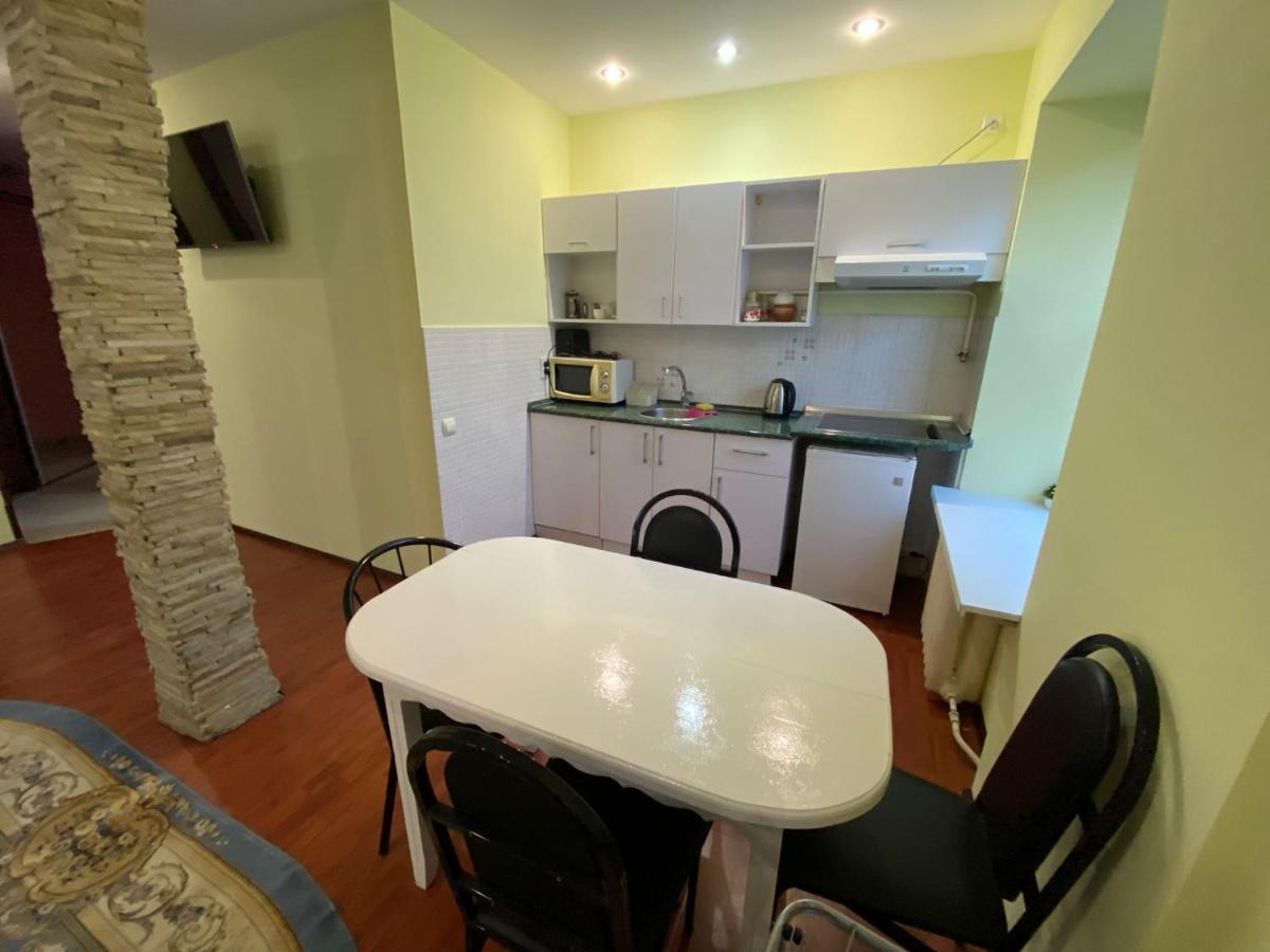 White New Apartments Ultracentral 2-Rooms In The Heart Κισινάου Εξωτερικό φωτογραφία